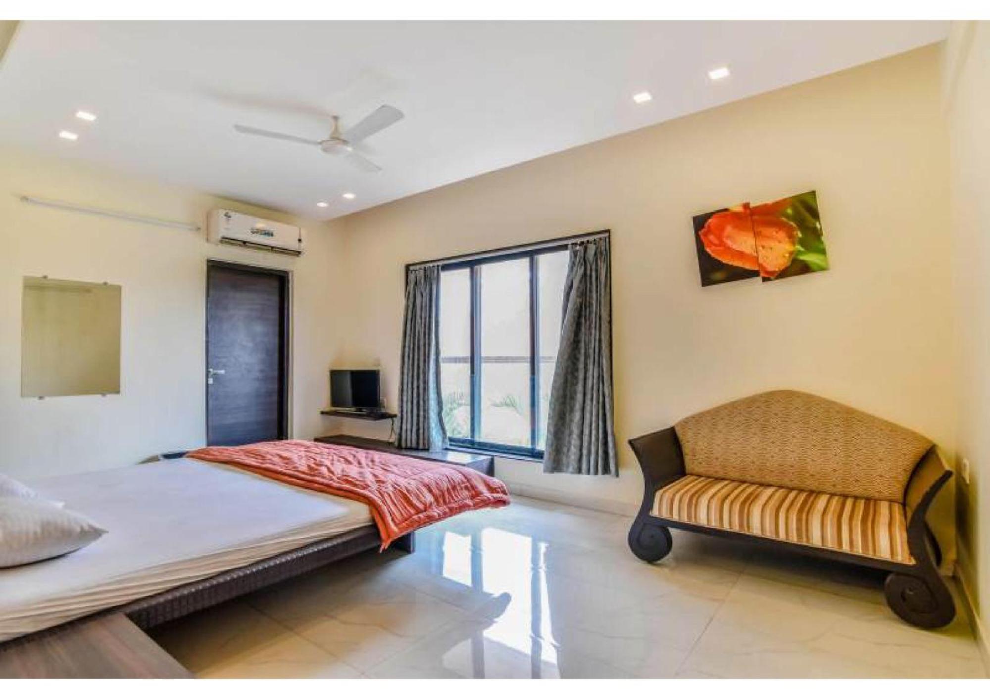 Alison Villa Lonavala Exterior photo